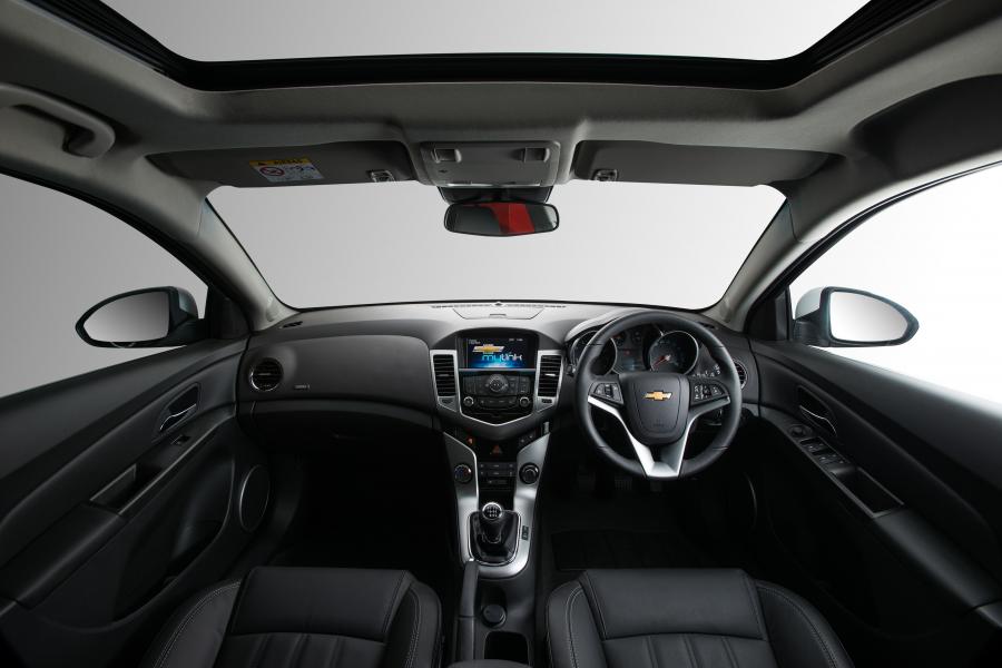  Chevrolet Cruze 2015 года  (ZA) (фото 13 из 25)